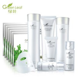 美白護(hù)膚全攻略 讓黝黑肌膚無處可逃